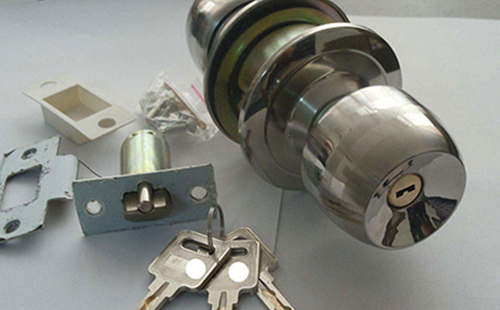 永康防盜門開鎖（換鎖芯換鎖公司）